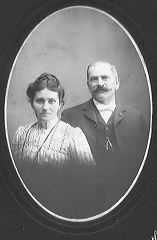 un-couple-salinas.jpg